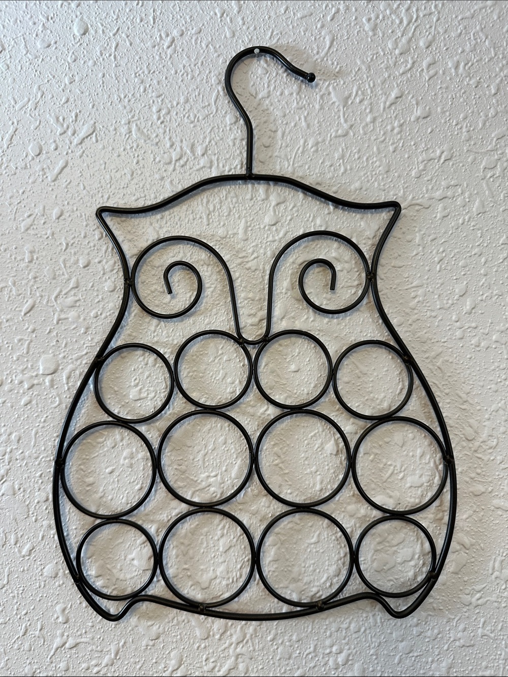 Metal Owl Hanging Organizer in Brown